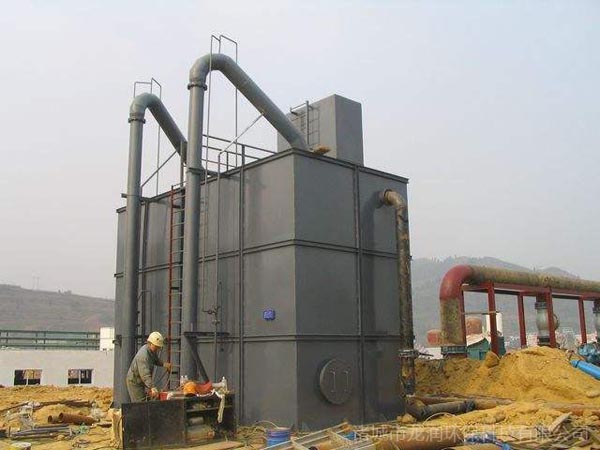 重力式无阀过滤器.jpg